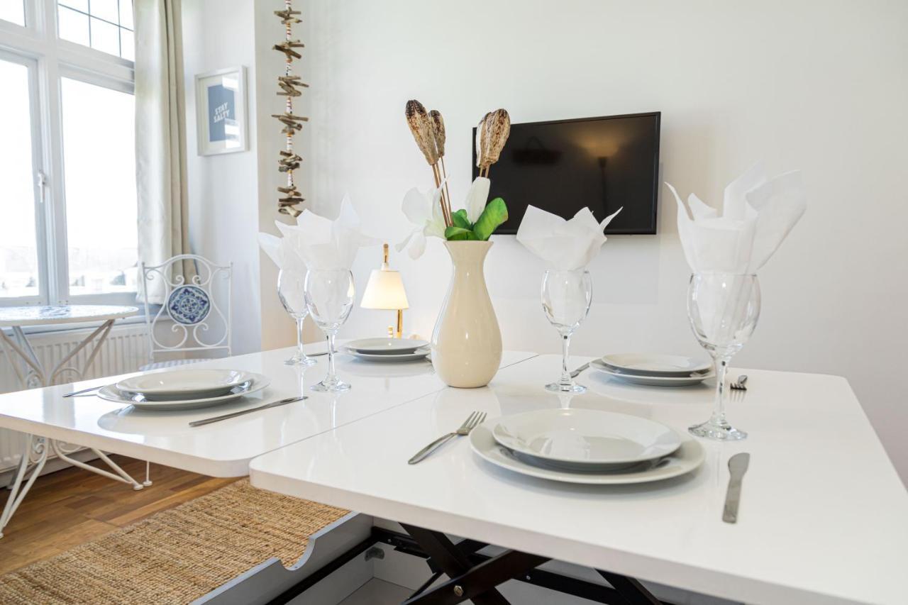 Ocean Breeze - 1 Minute From The Beach - 10 Minute From Bic - Fast Wi-Fi - Smart Tv 伯恩茅斯 外观 照片